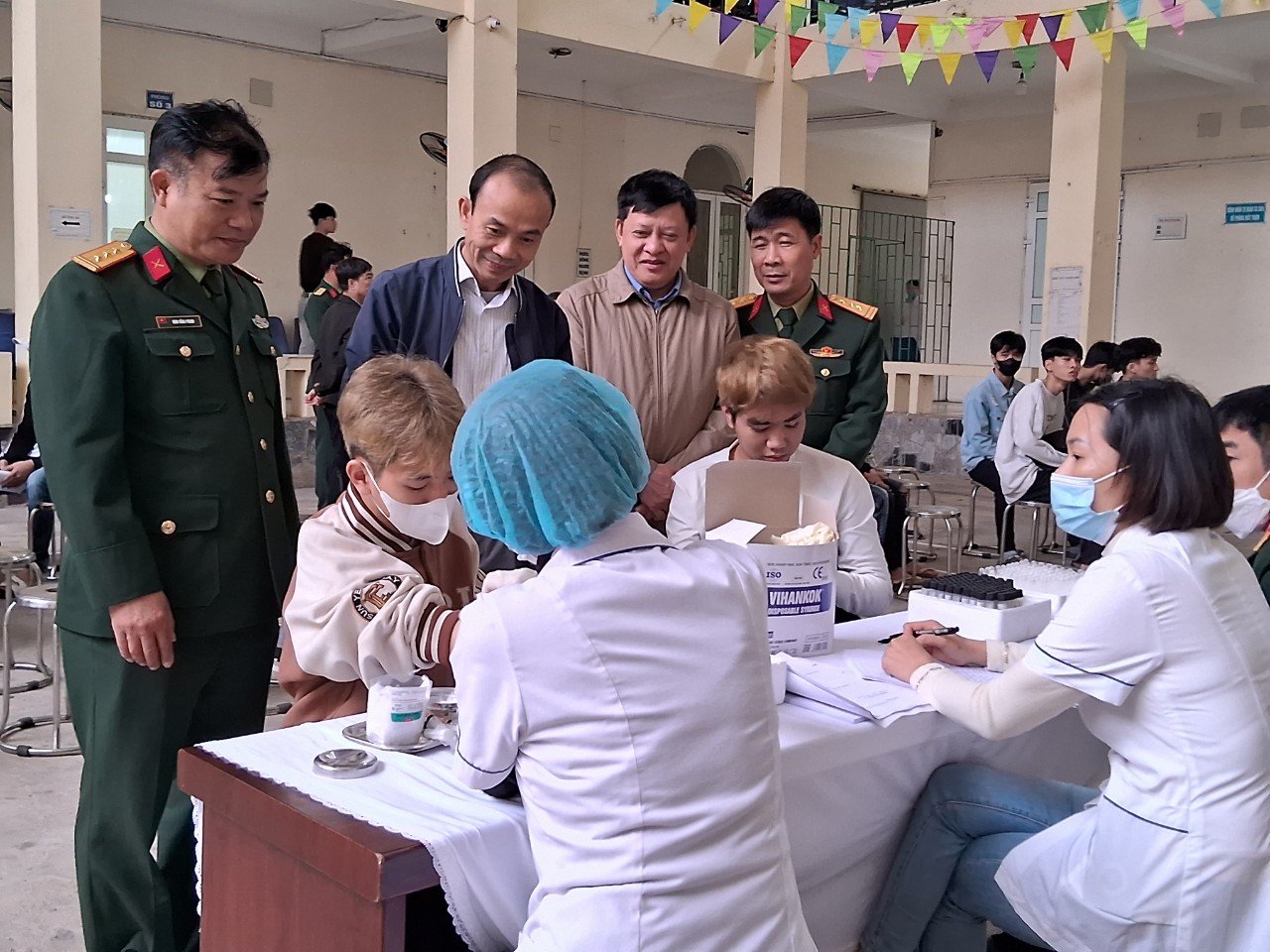   Huyện Ân Thi xét nghiệm HIV cho thanh niên thực hiện NVQS năm 2024