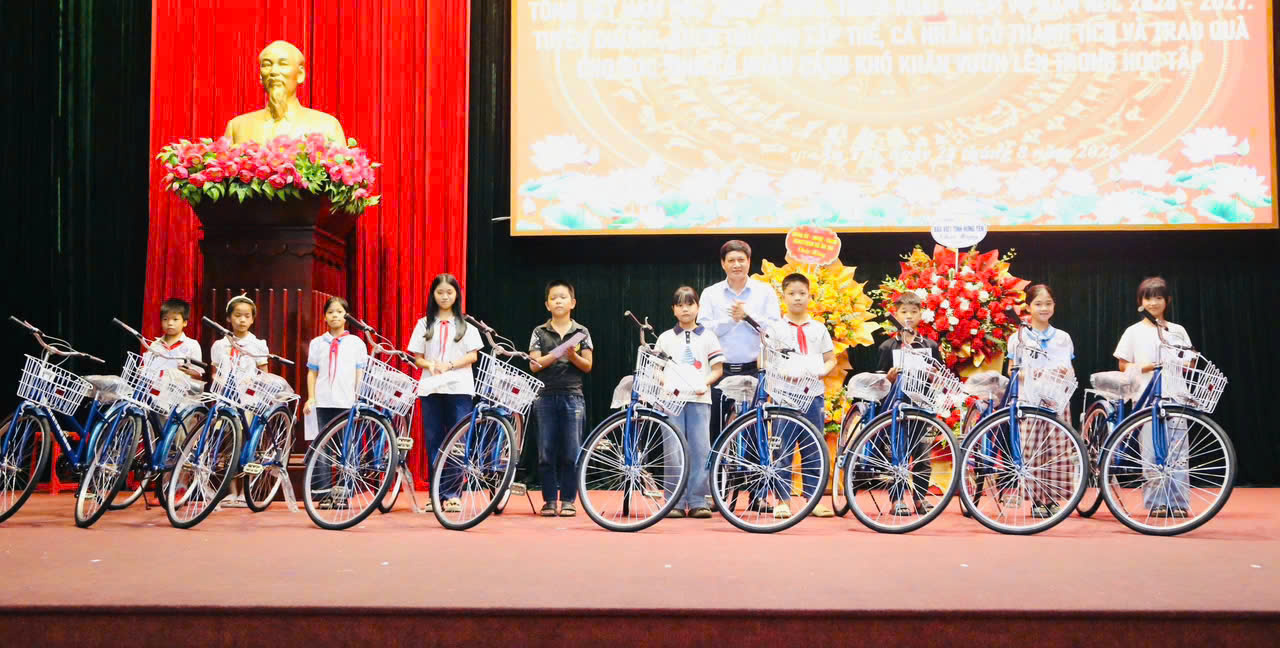Hội nghị tổng kết năm học 2025–2026, triển khai nhiệm vụ  năm học 2026–2027.